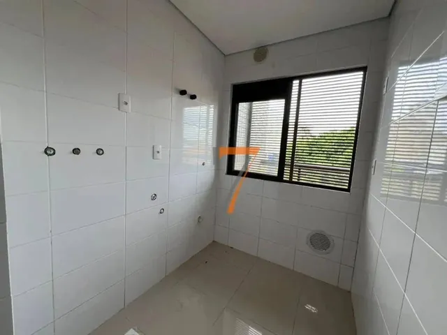 Imagem 10: Apartamento com 2 Dormitórios para Alugar, 70 M² por R$ 3.650,01/Mês - Centro