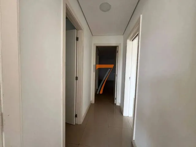 Imagem 2: Apartamento com 2 Dormitórios para Alugar, 70 M² por R$ 3.650,01/Mês - Centro