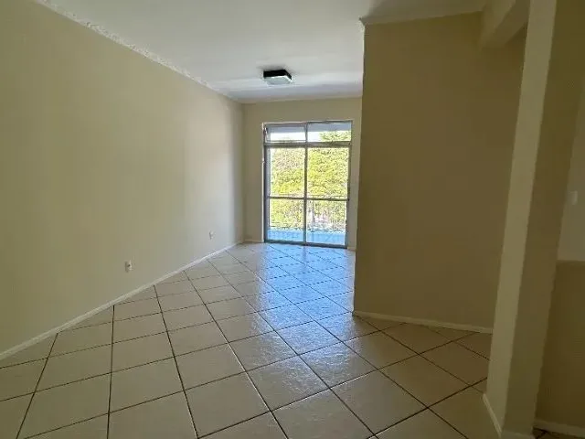Imagem 2: Apto Semimobiliado no Centro de Palhoça