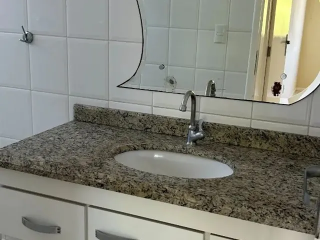 Imagem 10: Apto Semimobiliado no Centro de Palhoça