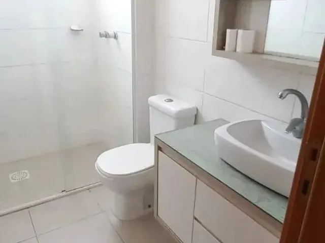 Imagem 5: Apartamento Semi-Mobiliado com 2 Quartos