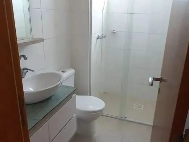 Imagem 3: Apartamento Semi-Mobiliado com 2 Quartos