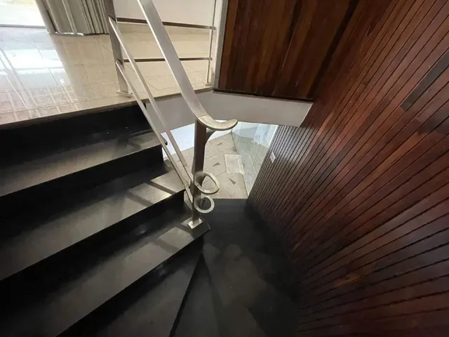 Imagem 4: Casa para Aluguel, 4 Quartos, 2 Suítes, 5 Vagas, São Luíz - Belo Horizonte/Mg