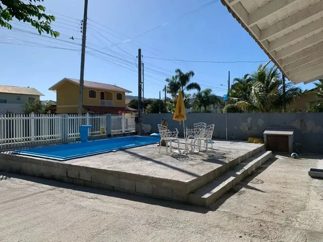 Imagem: Casa com 4 Dormitórios, Piscina e Edícula