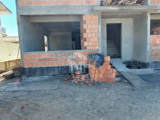Imagem 1: Cobertura com 4 Quartos/Dormitórios no Bairro Praia do Meio, em Palhoça - Sc