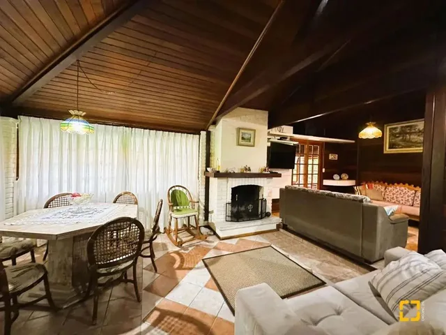 Imagem 5: Casa a Venda com 4 Dormitórios no Bairro Rio dos Bugres, em Rancho Queimado - Sc