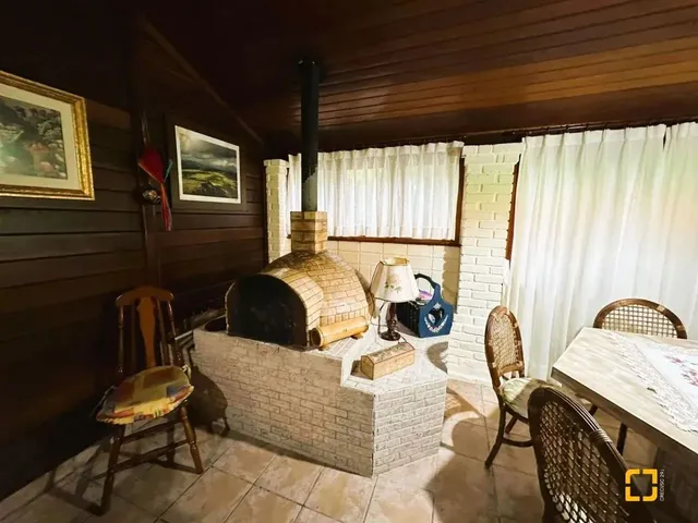 Imagem 4: Casa a Venda com 4 Dormitórios no Bairro Rio dos Bugres, em Rancho Queimado - Sc