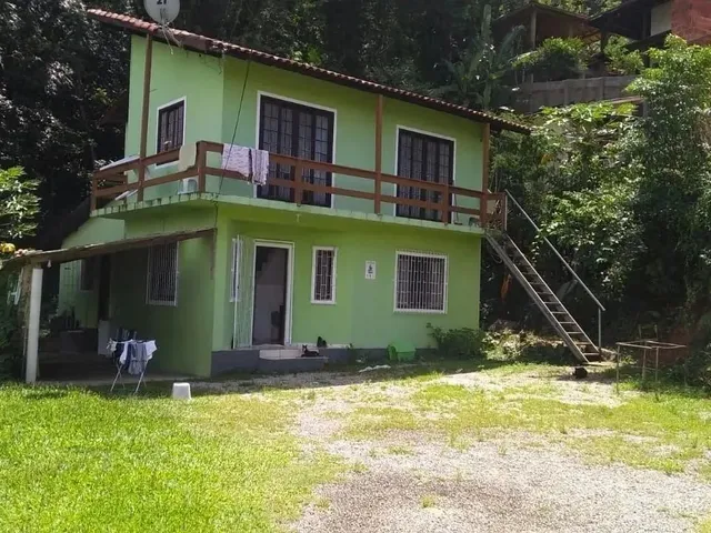 Imagem: Casa com 137 M2, 5 Quartos, em Terreno com