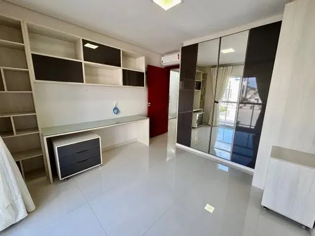 Imagem 10: Casa Semi-Mobiliada com 3 Quartos + Closet, no Deltavillle, em Biguaçu, Grande Floripa