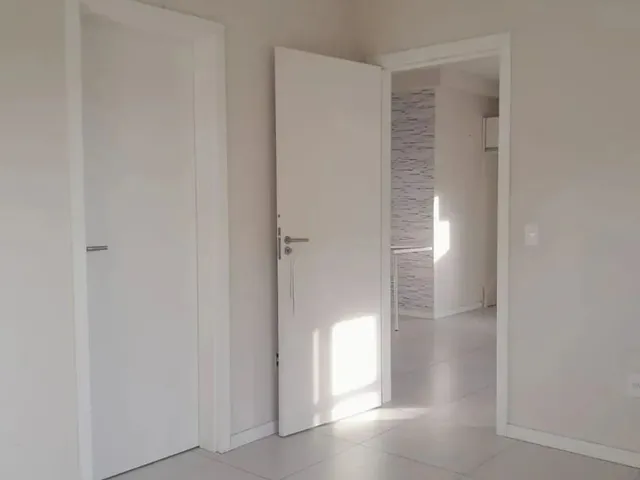 Imagem 7: Apartamento de 1 Dormitório com Suíte, Lavabo e Vaga À Venda no Centro de São José/Sc