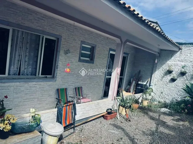 Imagem: Casa com 2 Quartos e 1 Banheiro À Venda