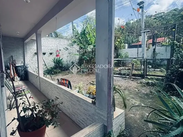 Imagem 7: Casa com 2 Quartos e 1 Banheiro À Venda, 63 M²