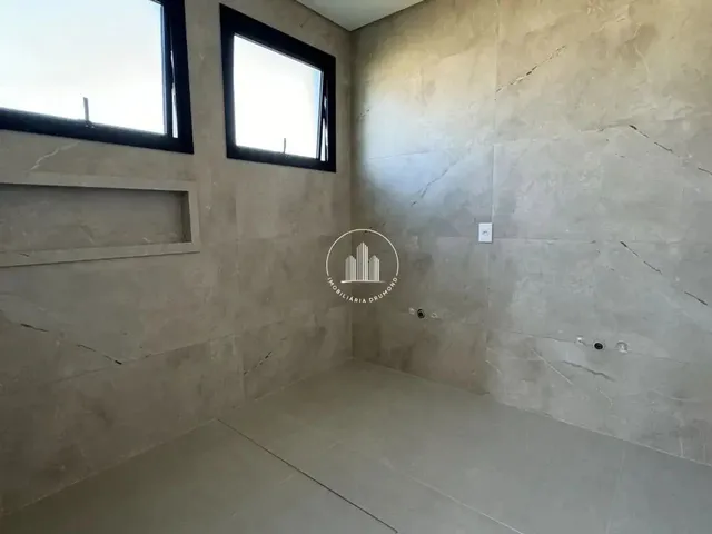 Imagem 12: Casa 3 Dormitórios, Sendo 3 Suítes - Plc