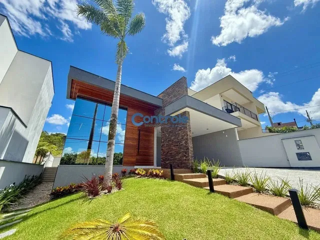 Imagem: A casa em condomínio possui 3 Dormitórios, 1 Suíte, 3