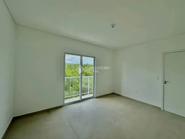 Imagem 4: Residência com Conforto e Praticidade em Nova Palhoça - Villa Toscana