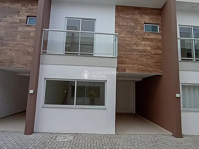 Imagem 15: Residência com Conforto e Praticidade em Nova Palhoça - Villa Toscana