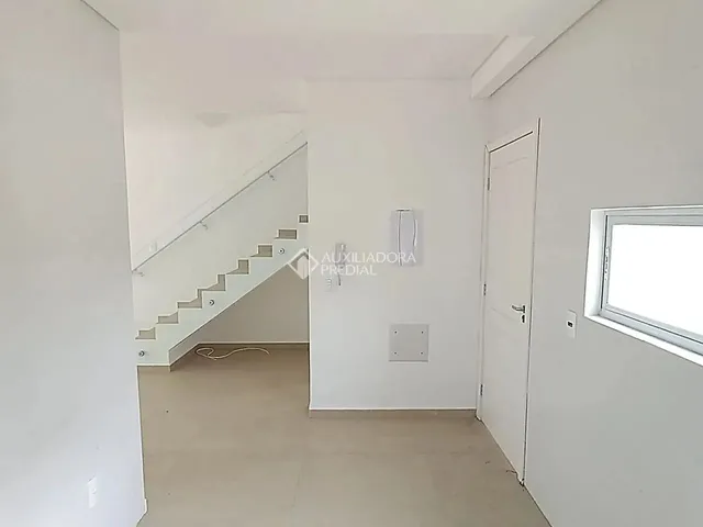 Imagem 2: Residência com Conforto e Praticidade em Nova Palhoça - Villa Toscana