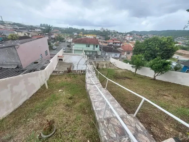 Imagem 10: Casa para Venda em Biguaçu, Jardim Janaína, 3 Dormitórios, 1 Suíte, 3 Banheiros, 1