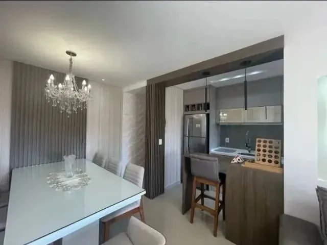 Imagem: O apartamento possui 2 Dormitórios, 1 Banheiro, 1 Vaga na