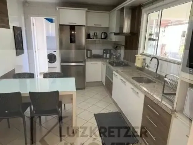 Imagem 8: Casa para Venda em Palhoça, Centro, 3 Dormitórios, 1 Suíte, 3 Banheiros, 2 Vagas