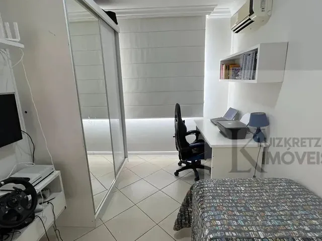 Imagem 2: Casa para Venda em Palhoça, Centro, 3 Dormitórios, 1 Suíte, 3 Banheiros, 2 Vagas