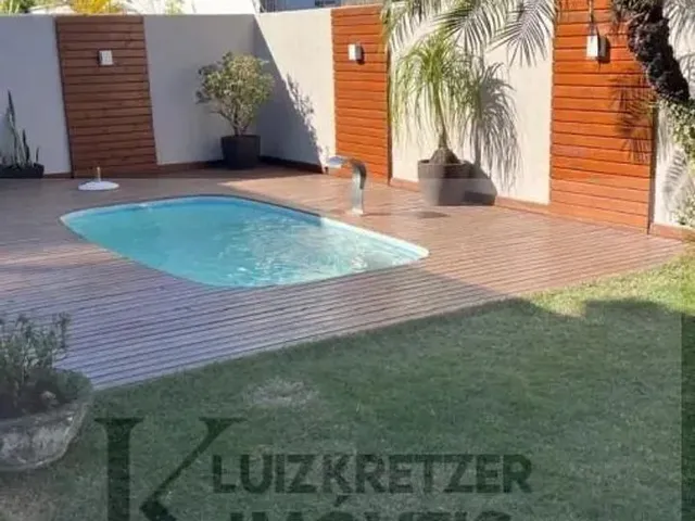 Imagem 10: Casa para Venda em Palhoça, Centro, 3 Dormitórios, 1 Suíte, 3 Banheiros, 2 Vagas