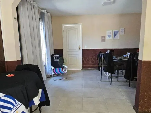 Imagem 13: Casa com Edícula e 4 Quartos À Venda em São José/Sc