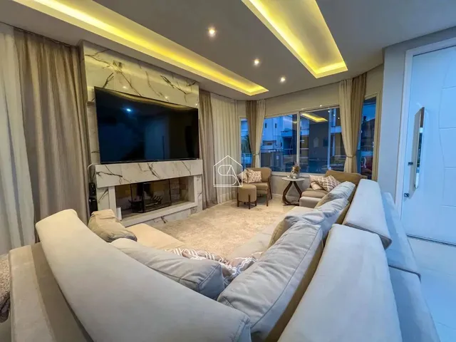 Imagem 1: Casa Duplex com 3 Dormitórios Sendo 1 Suíte À Venda, Pedra Branca, Palhoça, Sc