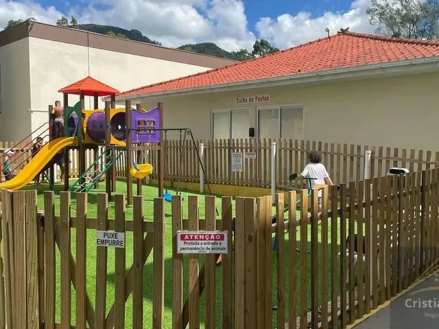 Imagem 4: Imóvel para Venda Possui 46 Metros Quadrados com 2 Quartos em Fundos - Biguaçu - Sc