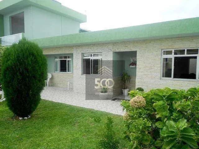 Imagem: Casa com 4 Dormitórios À Venda, 200 M²