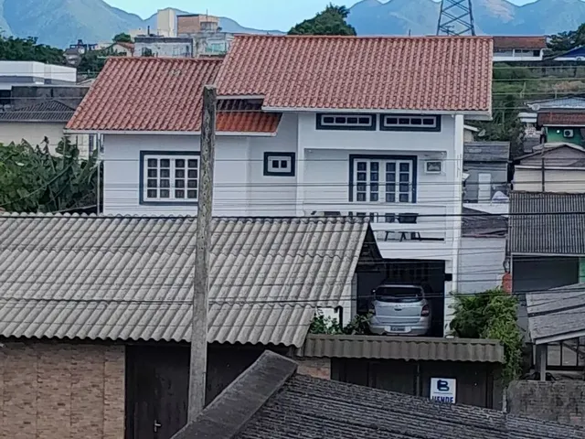 Imagem: 2 Casas