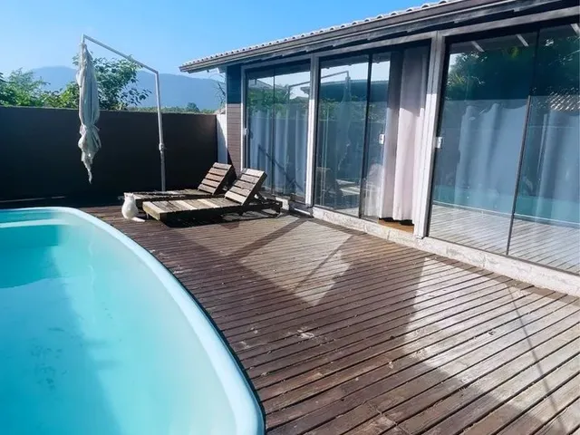 Imagem: Casa no Carianos para Vender