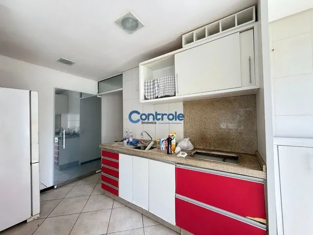 Imagem: Apartamento com 03 Dormitórios no Bairro