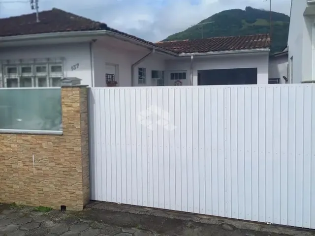 Imagem 1: Casa 2 Quartos no Bairro Fundos em Biguaçu/Sc