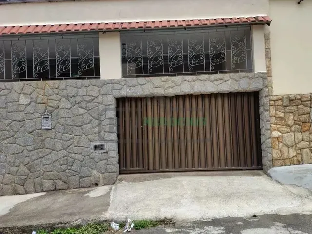 Imagem 15: Tr _Imóvel para Venda Possui 188 Metros Quadrados com 4 Quartos em Teixeiras - Juiz De