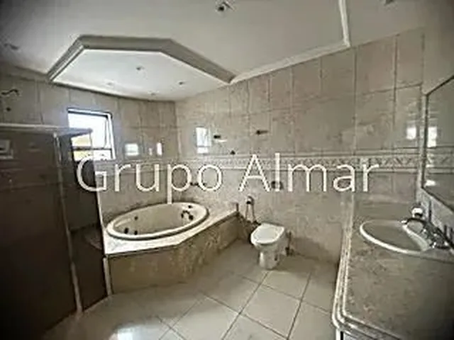 Imagem 2: Casa 5 Quartos - Quintas das Avenidas