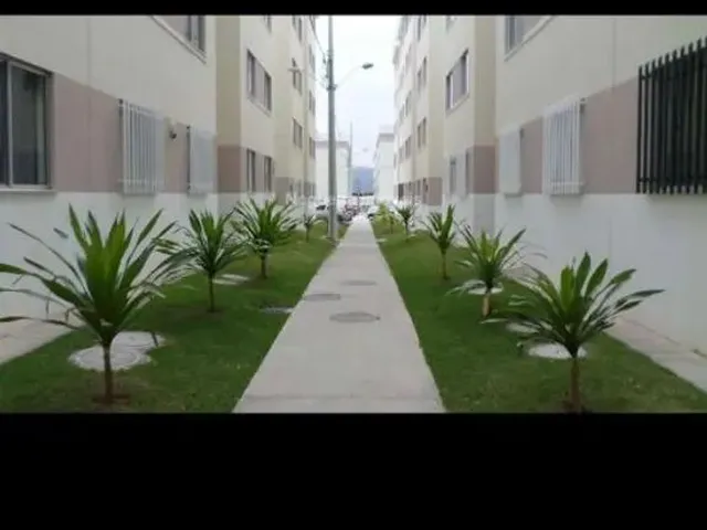 Imagem 5: Vendo Um Apartamento Térreo 2 Quartos ,Área de Serviço 1 Vaga de Garagem Semi Mobiliado