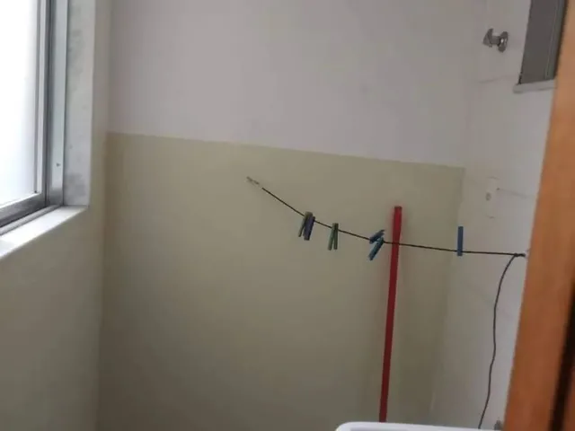 Imagem 13: Vendo Um Apartamento Térreo 2 Quartos ,Área de Serviço 1 Vaga de Garagem Semi Mobiliado