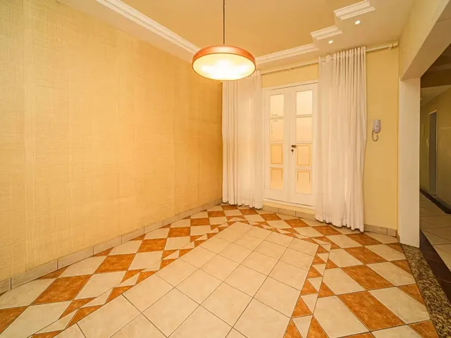 Imagem 9: Apartamento com Área Externa no Centro para Venda