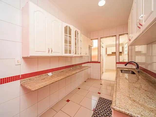 Imagem 2: Apartamento com Área Externa no Centro para Venda