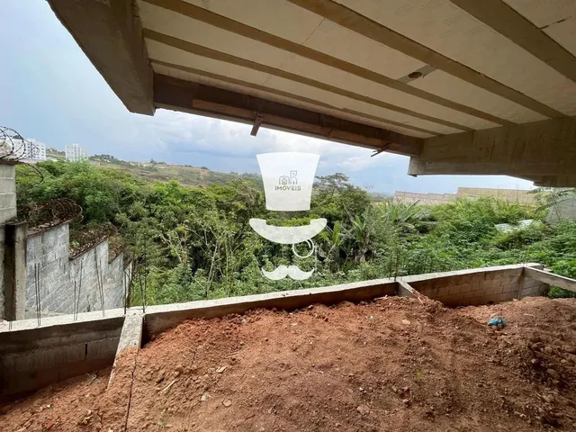 Imagem 14: Casa À Venda em Barbacena com 3 Dormitórios Sendo 1 Suíte no Valentim Prenassi