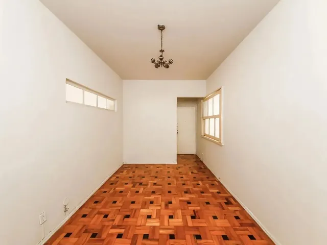 Imagem: Apartamento de 2 Quartos no Centro para