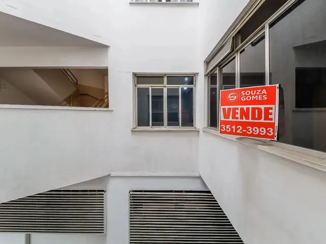 Imagem 8: Apartamento de 2 Quartos no Centro para Venda