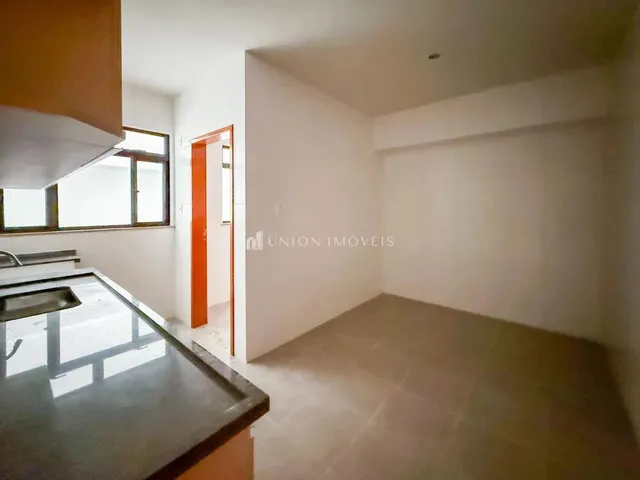 Imagem 9: Apartamento de 3 Quartos com Varanda À Venda no Bairro Granbery em Juiz de Fora/Mg
