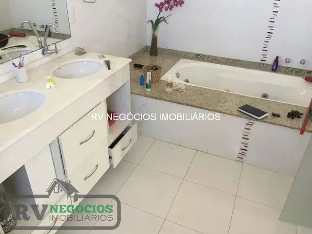 Imagem 3: Ca153-Imóvel para Venda com 292 Metros Quadrados com 5 Quartos em São Pedro - Juiz De