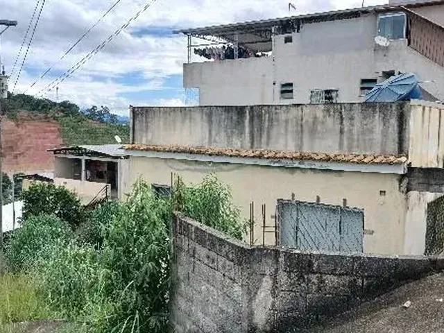 Imagem: A casa possui 2 Dormitórios, 1 Banheiro, 266m² de Área,