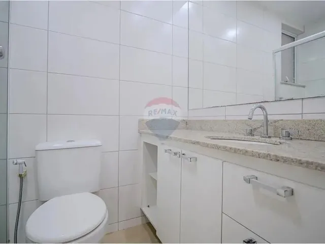 Imagem 3: Apartamento de 2 Quartos e 2 Vagas de Garagem, com Área de Lazer Completa na Av. Rio