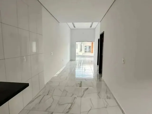 Imagem 4: Casa a Venda em Rua Pública!!