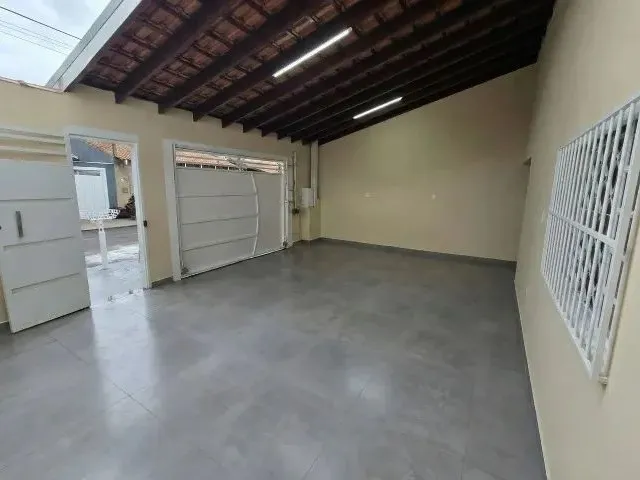 Imagem 2: Casa 3 Quartos no Bandeirantes com Suíte- 01