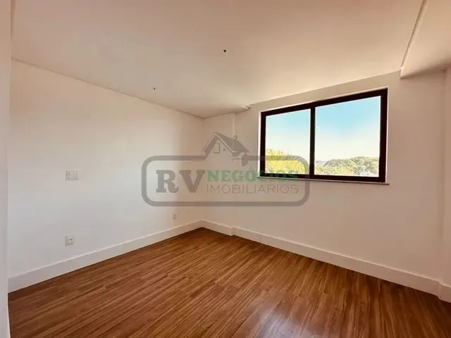 Imagem 14: Ca4702Imóvel para Venda Tem 200 Metros Quadrados com 4 Quartos em Granbery - Juiz de Fora